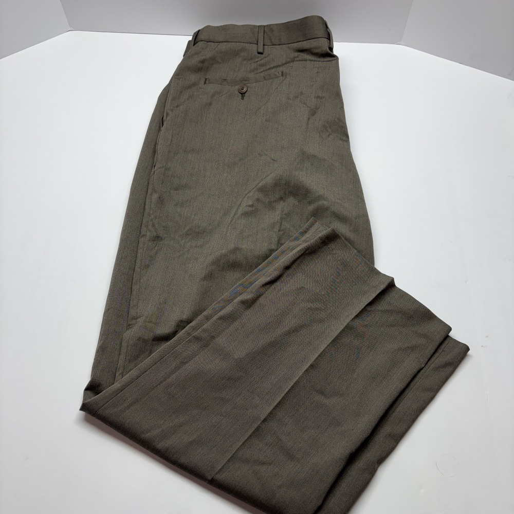 NWT Haggar Premium Comfort Classic Fit Dress Pants Mens 42X30 Brown‎ - Picture 6 of 10